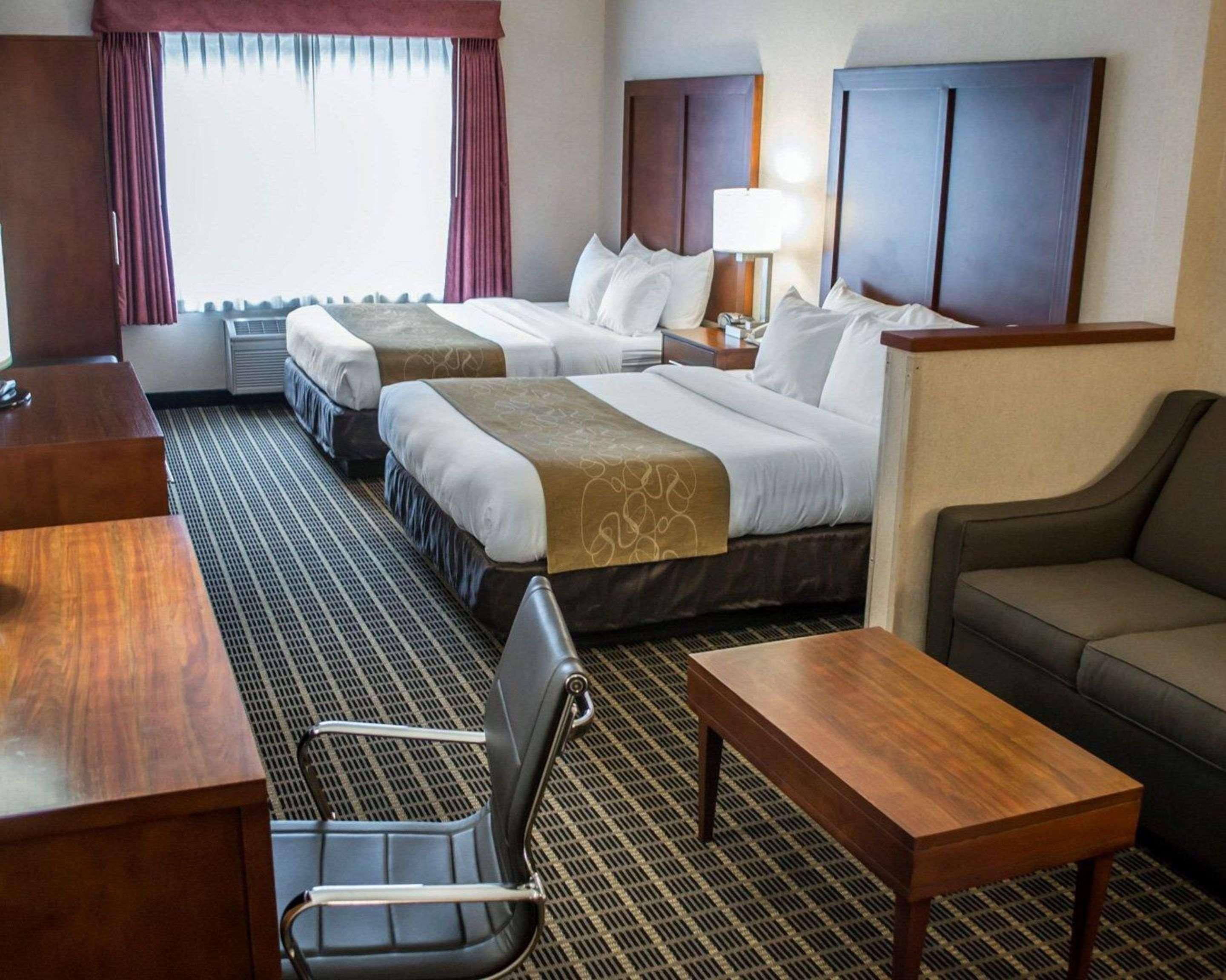 Comfort Suites Portland Southwest Esterno foto